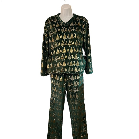 SOFT AND COZY CHRISTMAS TREE PAJAMAS  XS/S - Picture 16 of 16